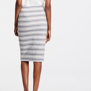 NWT Ann Taylor Petite Striped Jacquard Pencil Elastic Waist Skirt Size 0P